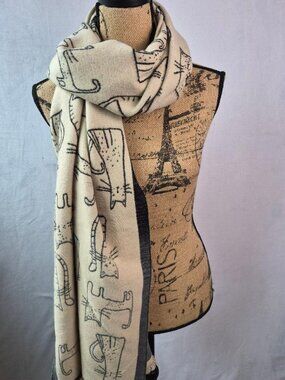 NWT Ruyisa Women's Shawl Jacquard Cat Scarf Oversized‎ Fringe Hem